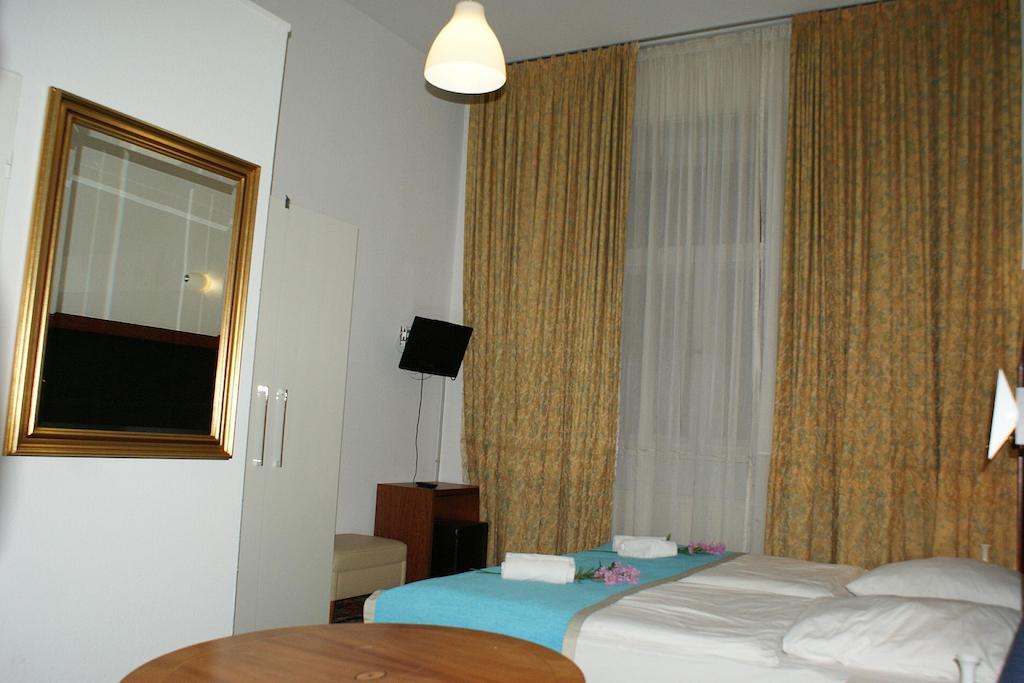 Hotel Garni Aaberna Berlin Cameră foto